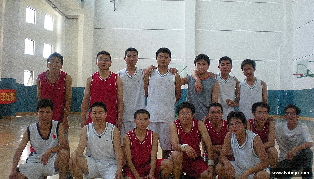 勇敢挑战，超越自己。